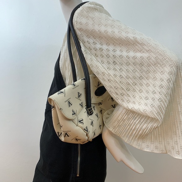 Vintage [Walter] Valentino Handbag - Picture 2 of 7